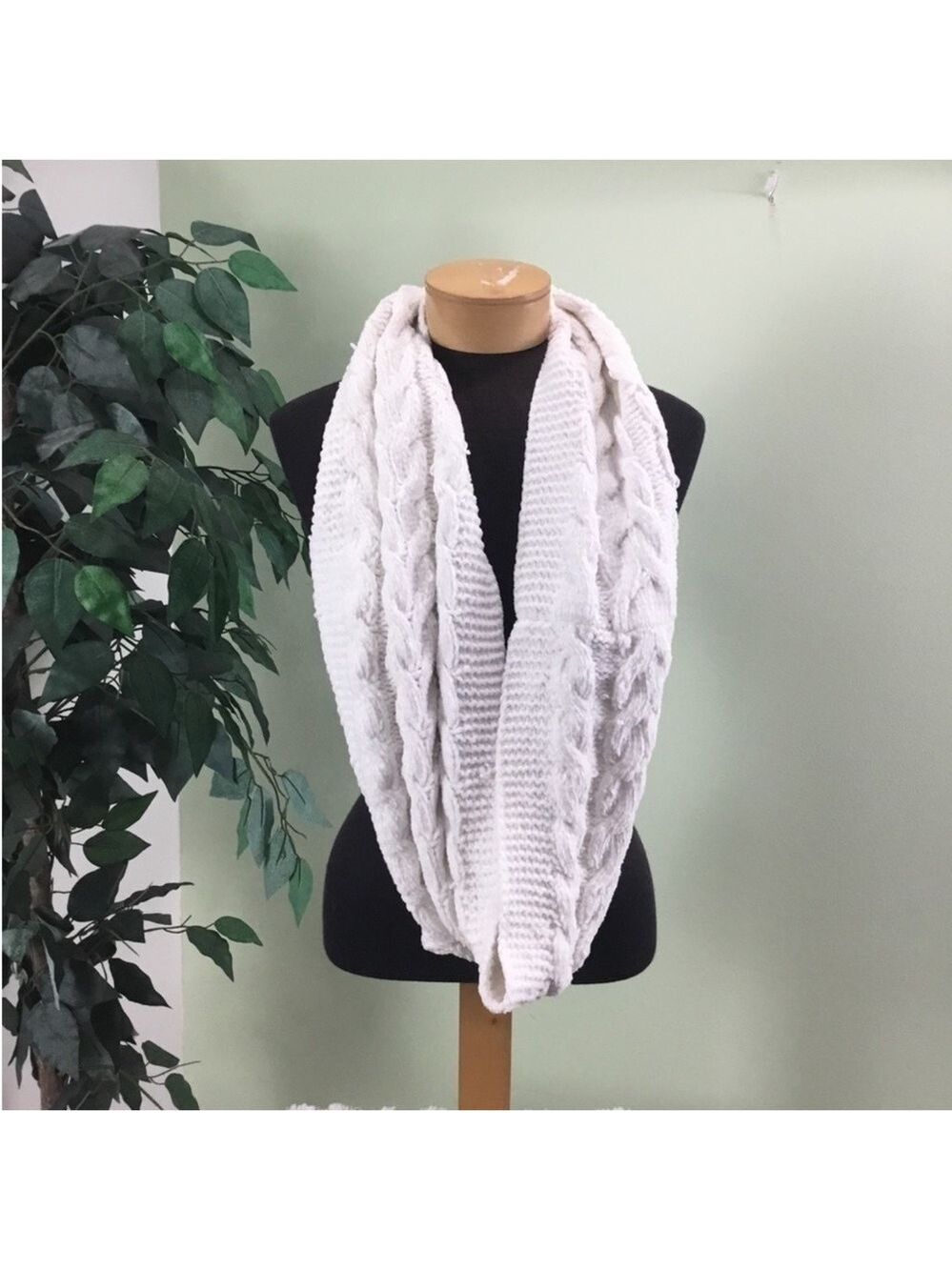 Cejon Infinity Scarf winter white velour like fabric OSFM braided